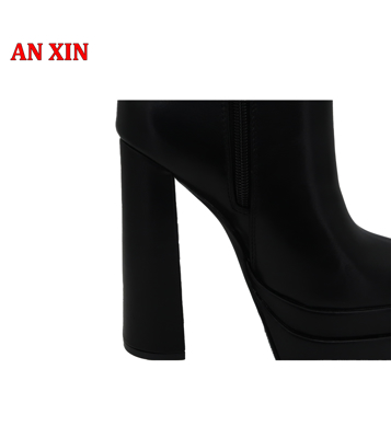 Picture of Women's leather boot