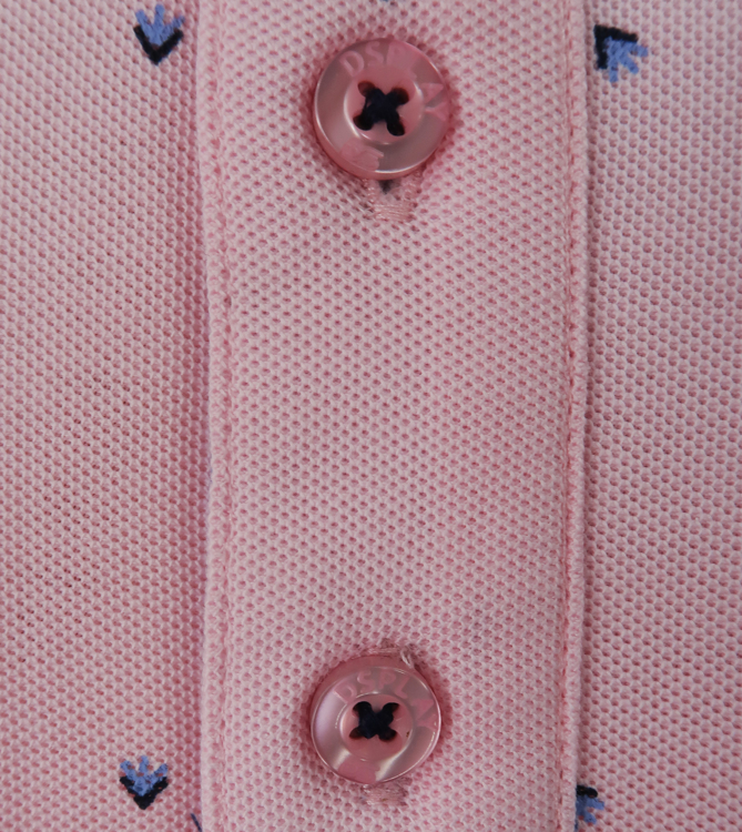 Εικόνα της DSPLAY ανδρική μπλούζα πικέ με κουμπιά και βελάκια σχέδιο