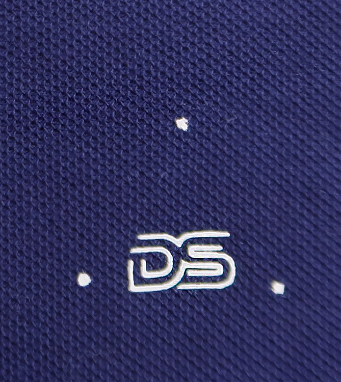 Εικόνα της DSPLAY ανδρική μπλούζα πικέ με κουκίδες και λογότυπο DS